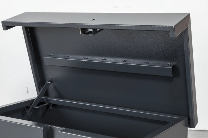 Armorgard OxBox OX1 Van Box — lid-support detail